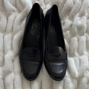 Brooks Brothers Elegant Black Leather Loafers Sz 8.5